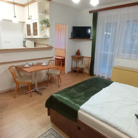 Londira Apartman Hévíz Eksteriør bilde