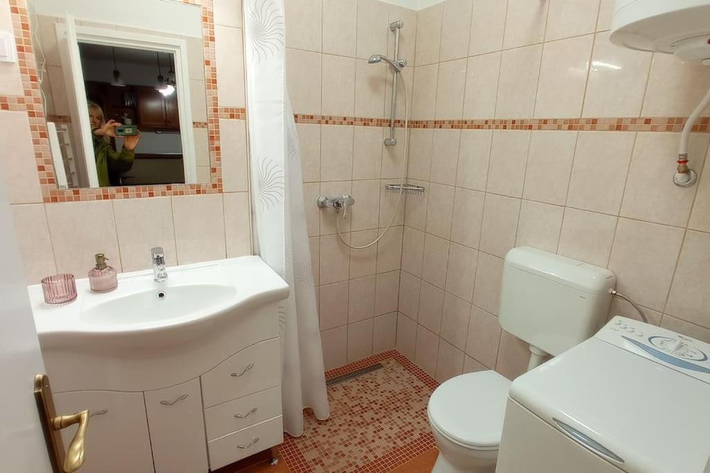 Londira Apartman Hévíz Eksteriør bilde