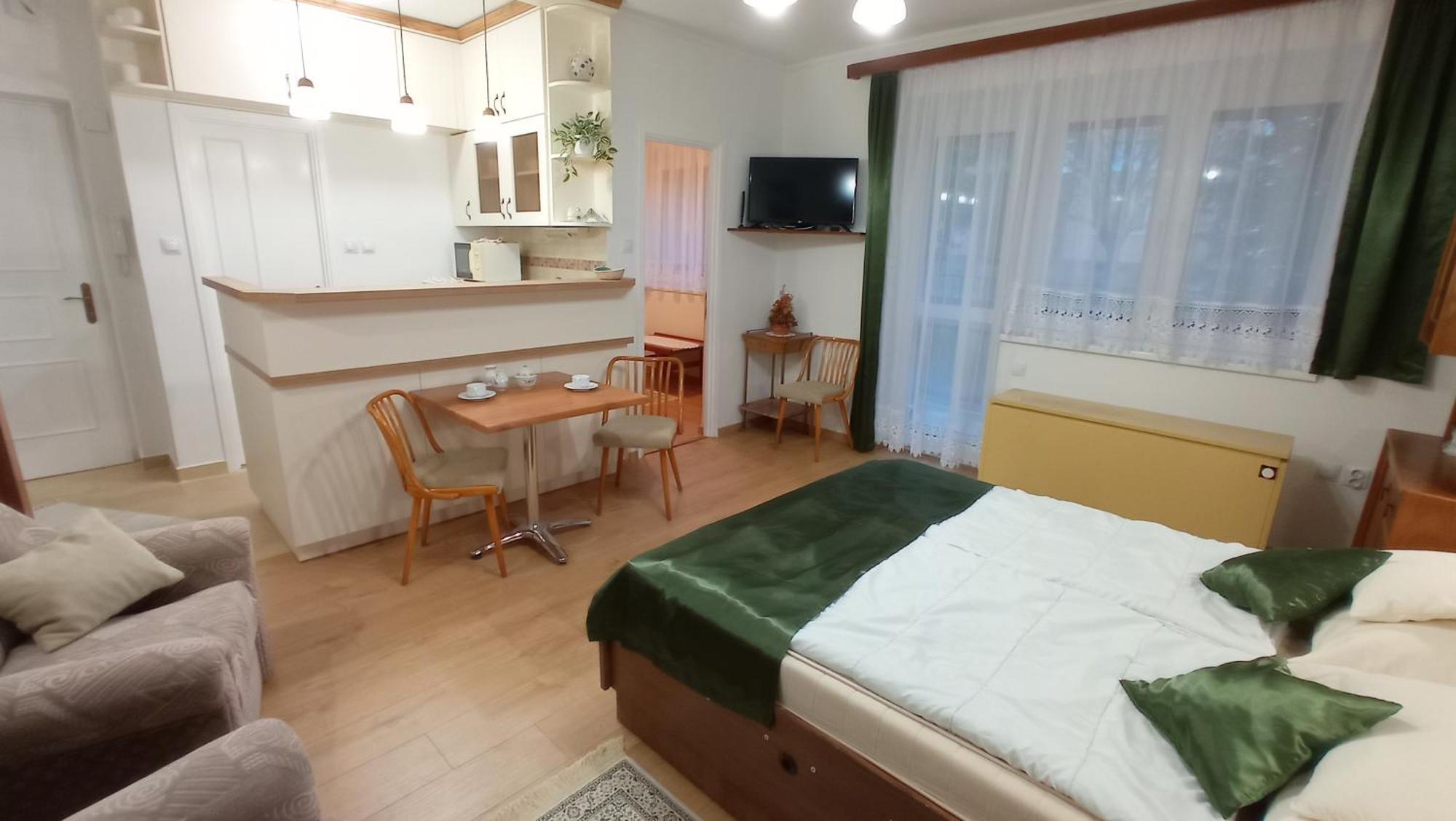 Londira Apartman Hévíz Eksteriør bilde